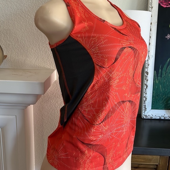 Workout Tank - Picture 3 of 8